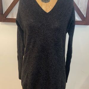 Autumn cashmere women’s sweater